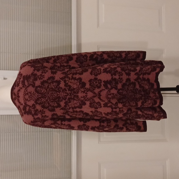 4/$60 Long Open Floral Cardigan - Size Large - Picture 4 of 8
